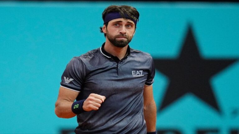 Basilashvili intentará hacerle frente a Alcaraz