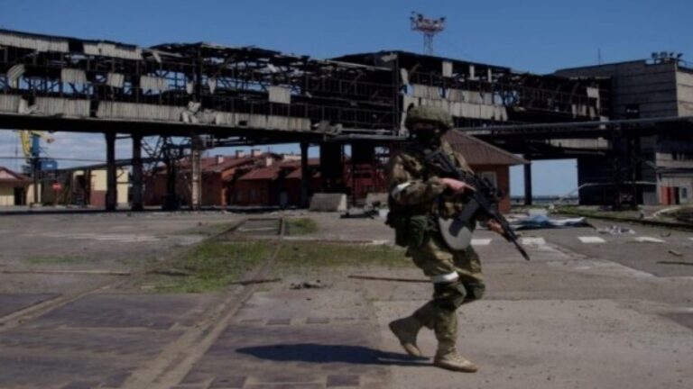 Rusia atacó aeropuerto de Odesa para destruir armamentos