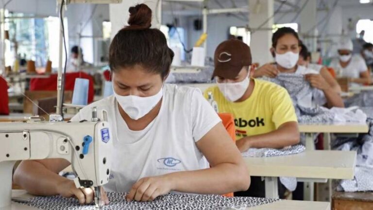 Sector vestido estima un aumento de la producción ante confinamiento en China