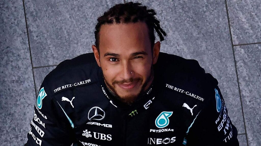 Hamilton: "Me veo en Mercedes hasta mis últimos días"