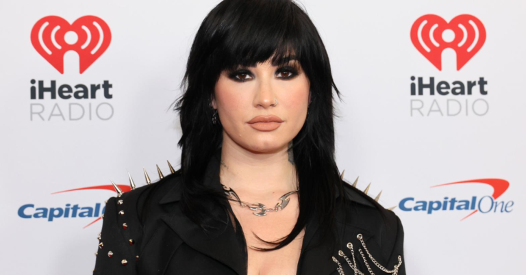Demi Lovato debutará como directora con un documental