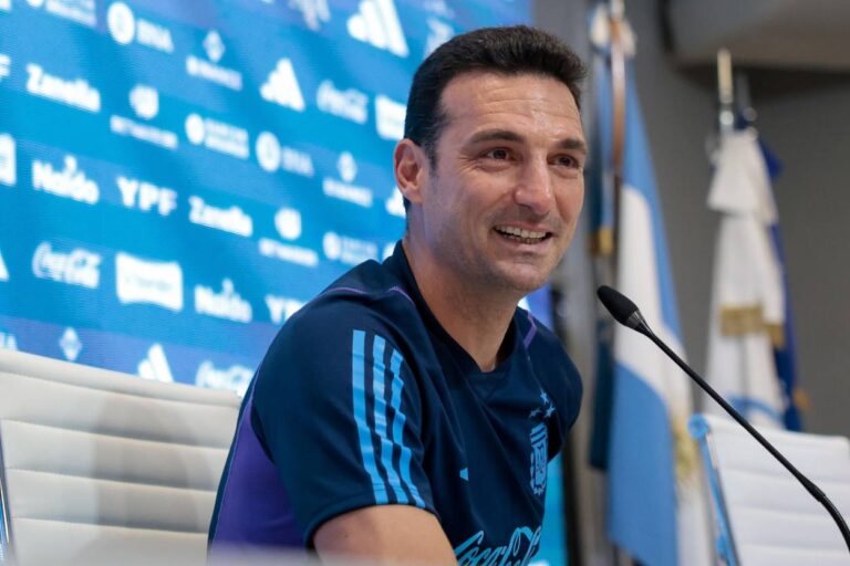 Scaloni: «Si Messi está en condiciones juega siempre, no hay dudas»