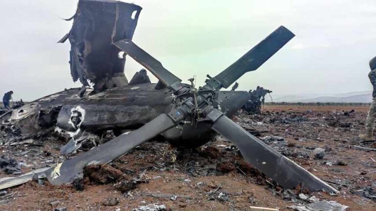 Colisión de dos helicópteros dejó nueve soldados fallecidos en Kentucky
