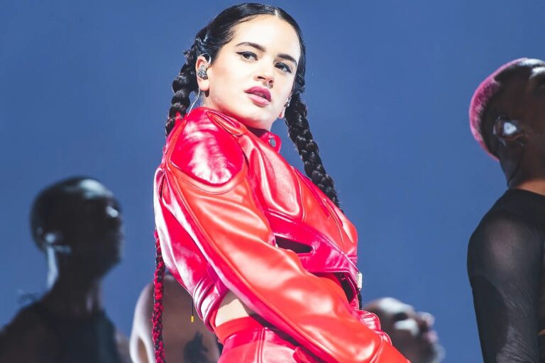 Rosalía ofrecerá un concierto gratuito en el Zócalo de la Ciudad de México