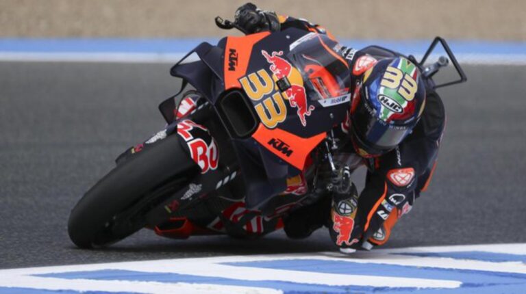 Brad Binder se alzó como el ganador de la carrera sprint