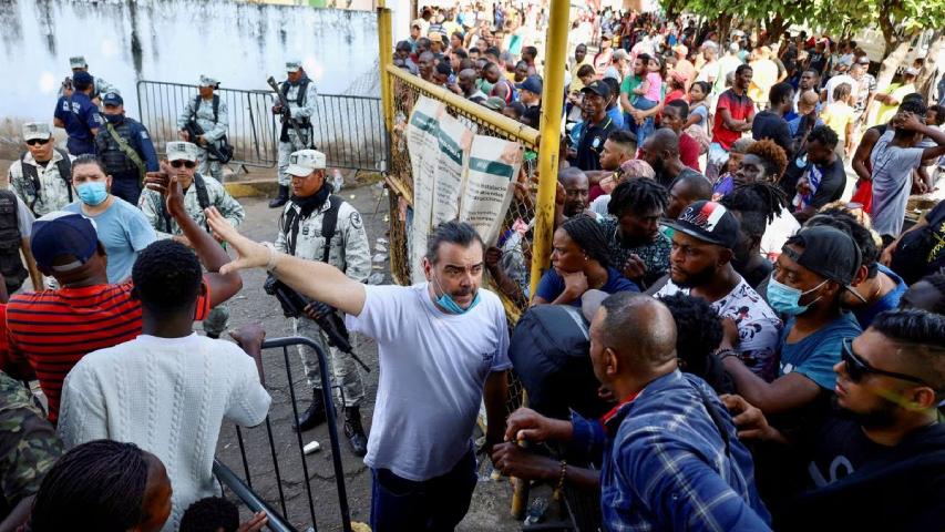 Crisis en la frontera sur de México por peticiones de refugio
