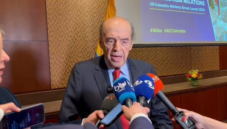 «Todos los partidos de oposición» se reunirán el viernes y el sábado con gobierno colombiano
