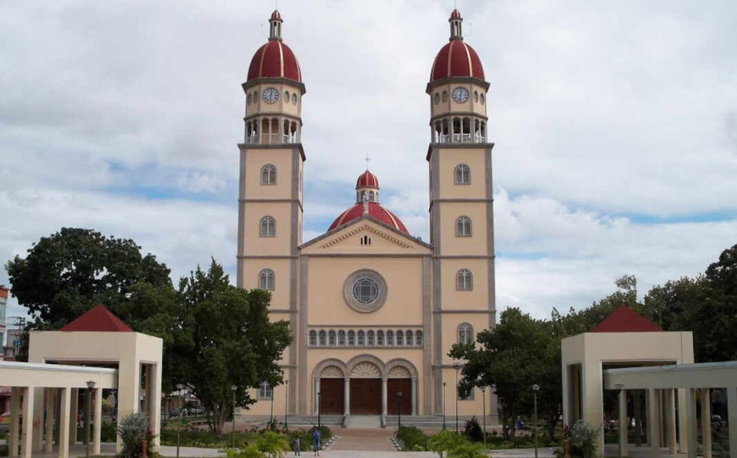 Fachada de Catedral de Maturín, en el estado Monagas