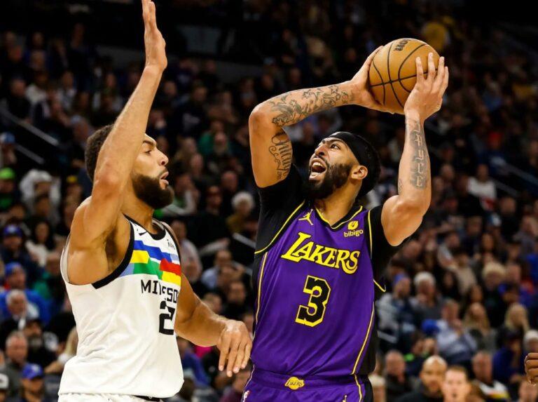 Los Lakers continúan acelerando hacia los play-in de la NBA
