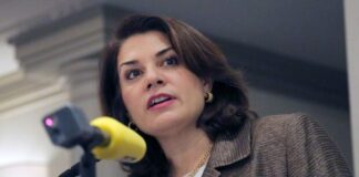 subsecretaria de la Oficina de Población, Refugiados y Migración del Departamento de Estado estadounidense, Julieta Valls Noyes,