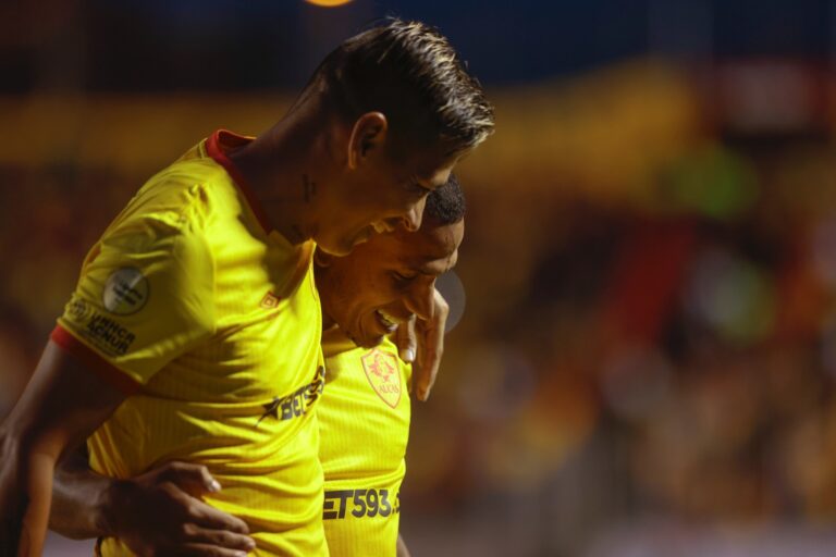 Otero puso su firma goleadora en victoria del Aucas
