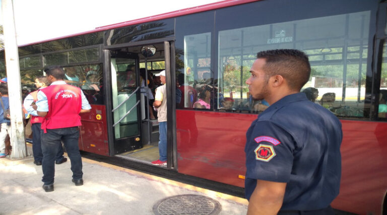 Ruta de metrobús hasta CamuríChico tiene un costo de Bs. 10