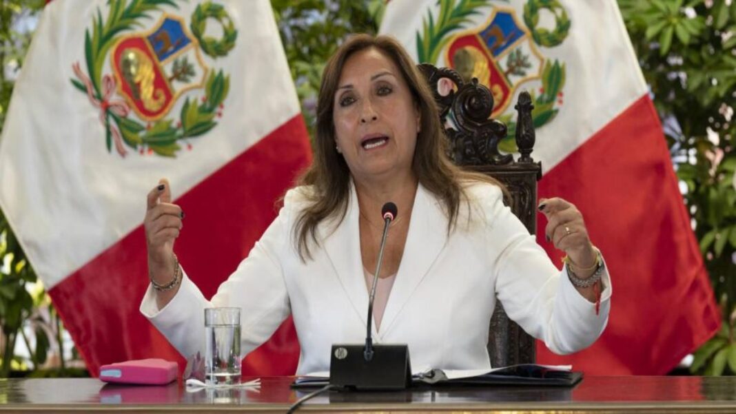 Presidenta de Perú, Dina Boluarte,
