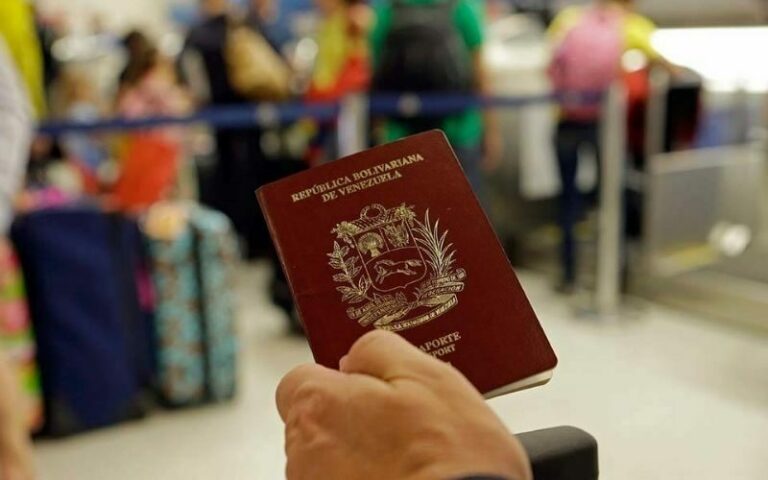Saime reitera que se puede ingresar al país con pasaporte vencido