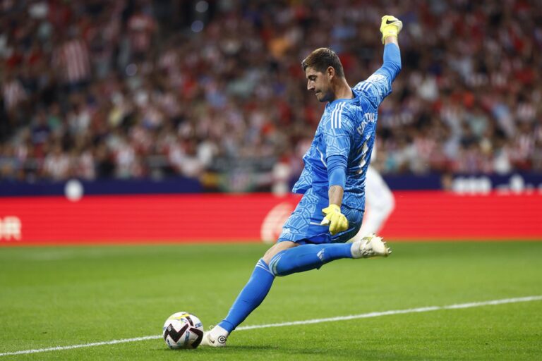 Courtois, Alaba y Vinicius en el 11 de la semana de la Champions