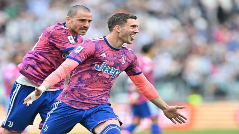 Vlahovic acabó con la mala racha de la Juventus