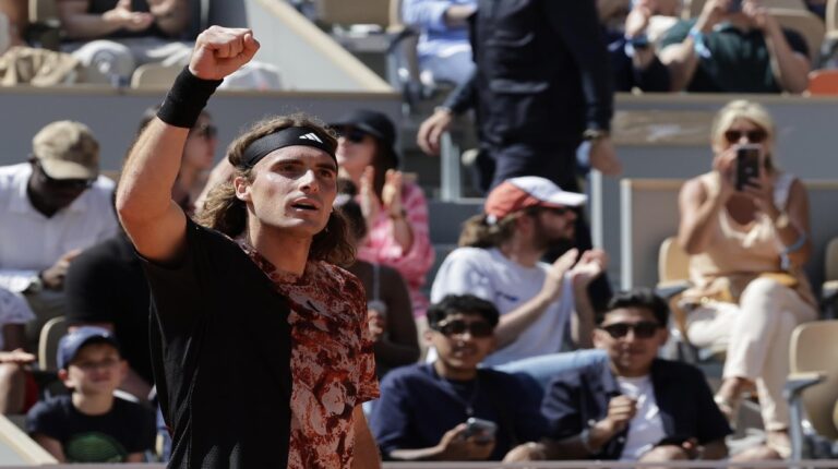 Tsitsipas se tuvo que exigir al máximo en su estreno