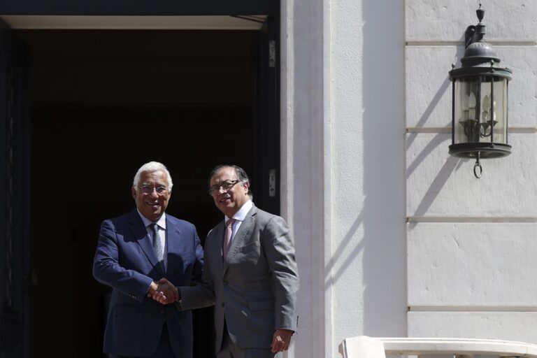 Petro acepta llamado de Corte Suprema y reconoce independencia de Fiscalía