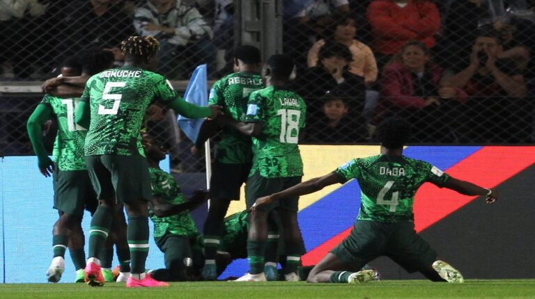 Nigeria dio la sorpresa y eliminó a Argentina