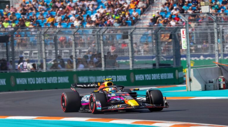 ‘Checo’ Pérez se aprovechó de los errores de sus rivales