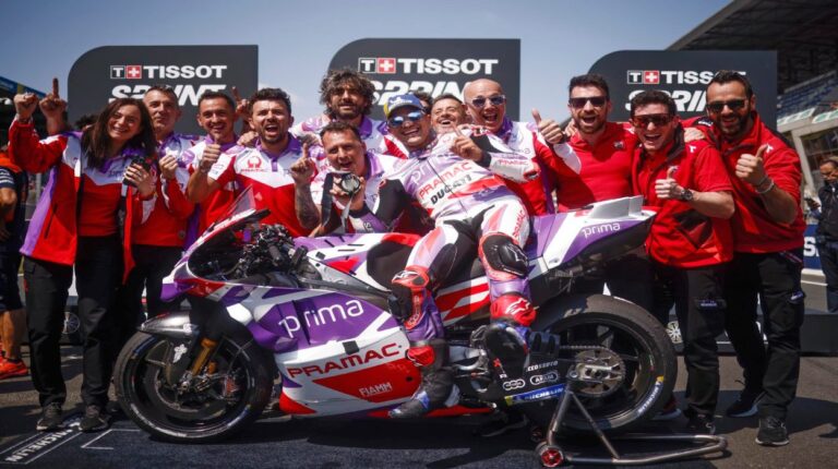 Jorge Martín logró una contundente victoria en la carrera sprint 