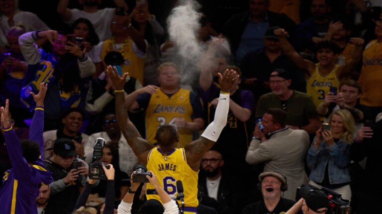 Los Angeles Lakers destronaron a los Warriors