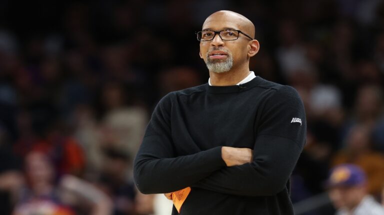 Los Suns despidieron a su técnico Monty Williams