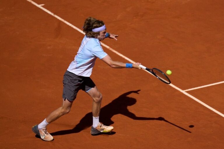 Rublev logró derrotar a Davidovich