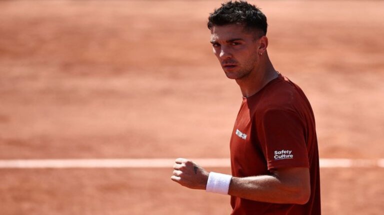 Thanasi Kokkinakis le ganó una batalla maratónica a Wawrinka