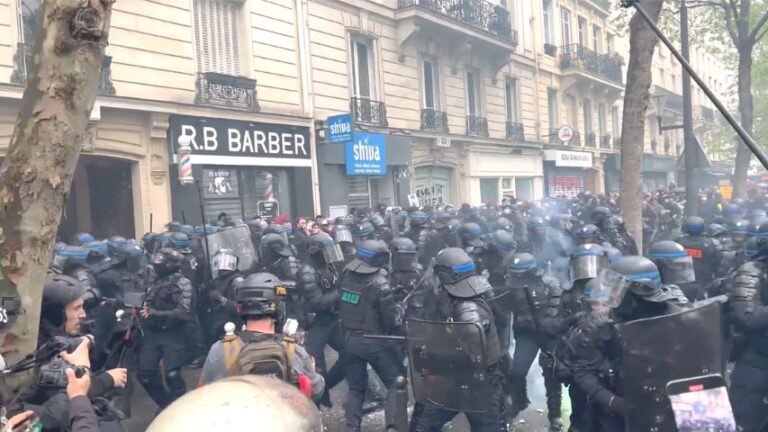 En imágenes: Reportan enfrentamientos entre policías y manifestantes en París