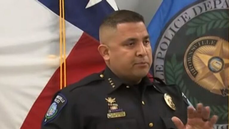 Autor del atropello a migrantes en Texas es acusado de homicidio imprudente