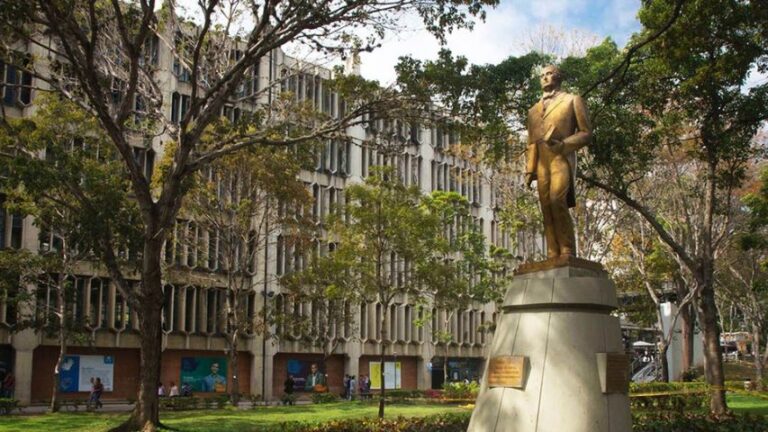 Becatón UCAB beneficiará a 34% de los alumnos