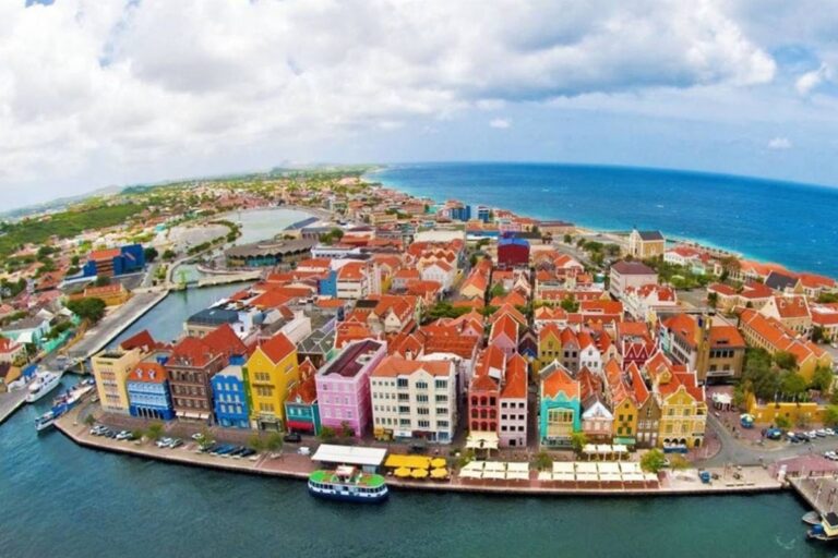 Operadores de Falcón aspiran retomar el turismo de salud con islas ABC