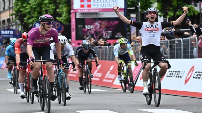 Ackermann ganó el sprint del Giro con final de «foto finish»