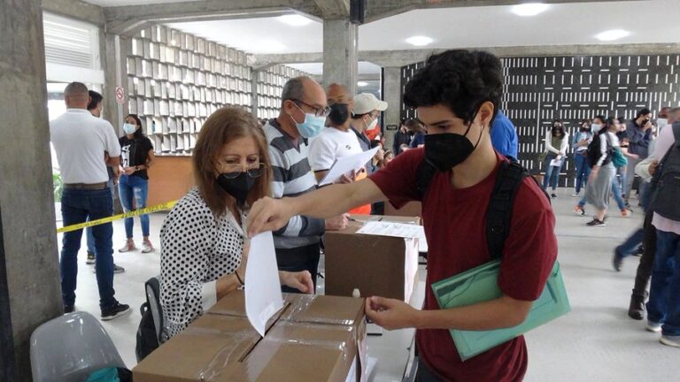 Comisión Electoral UCV entregará hoy el material electoral a las facultades