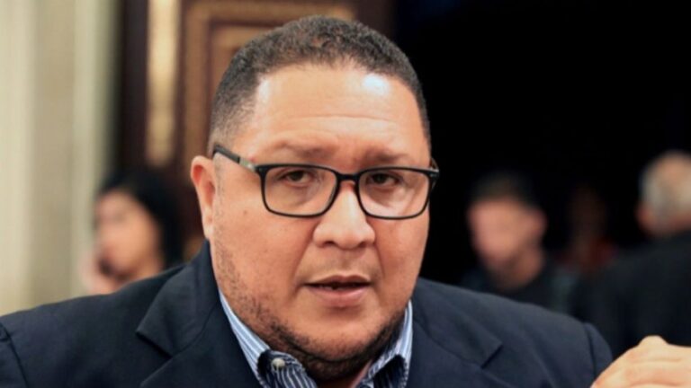 Brito cuestiona que se pierdan empresas venezolanas en el exterior