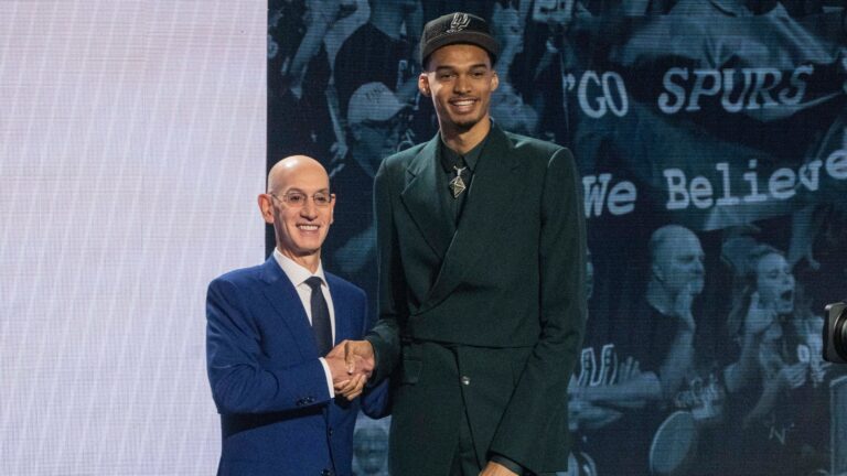 Spurs eligen a Victor Wembanyama en el número uno del draft