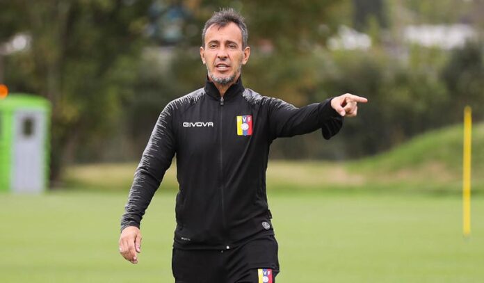 Fernando Batista dio a conocer la lista Vinotinto