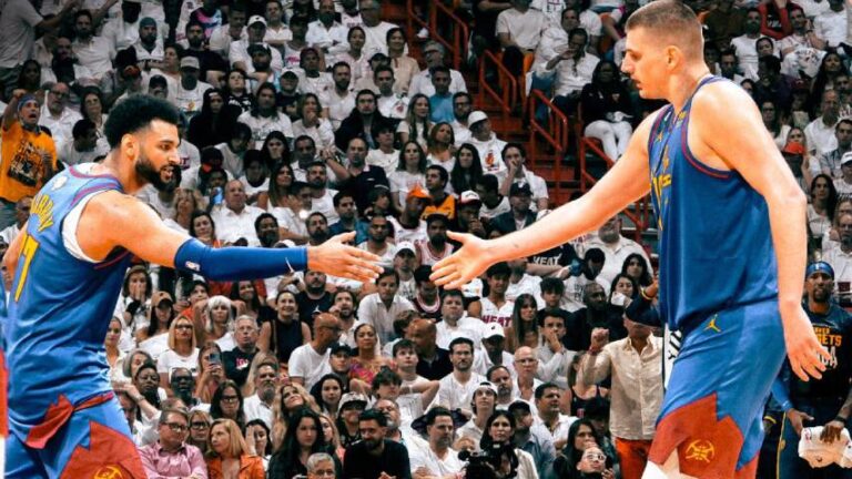 Jokic y Murray dirigen una apisonadora en Miami