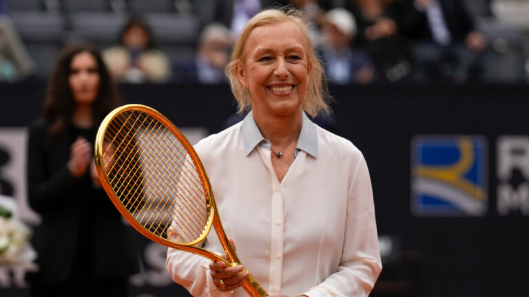 Martina Navratilova anunció que está libre de cáncer