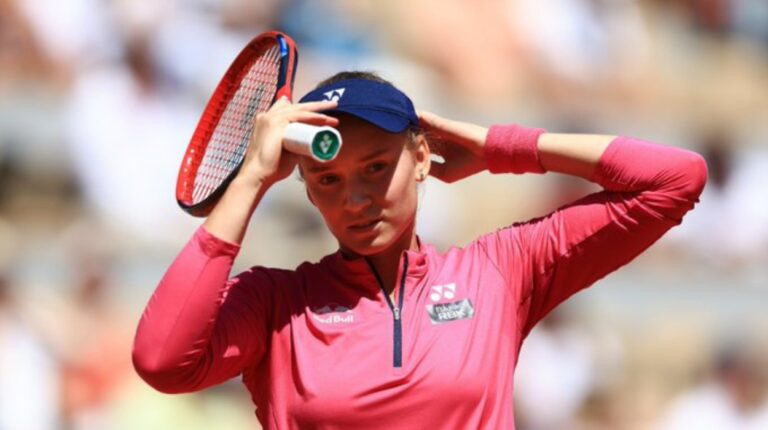 Rybakina se retiró de Roland Garros por enfermedad
