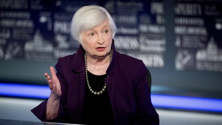 Janet Yellen dispuesta a trabajar con China sobre endeudamiento global