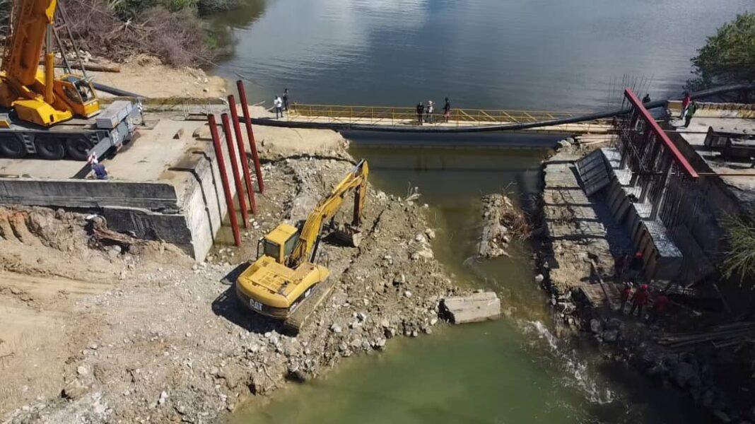 Puente Guayacán de Carenero