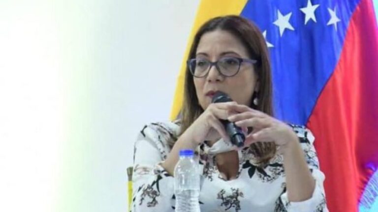 Díaz en natalicio de Chávez: Nos dio la posibilidad de ser protagonistas en la democracia