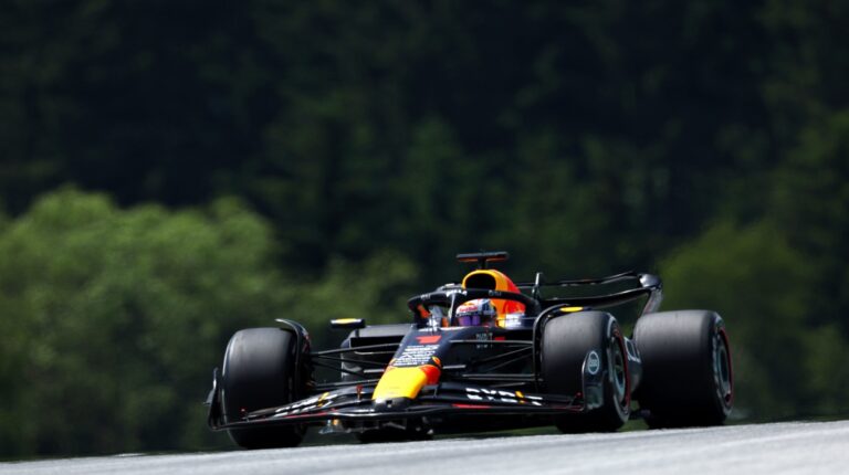 Max Verstappen completó su abrumador domino en Austria