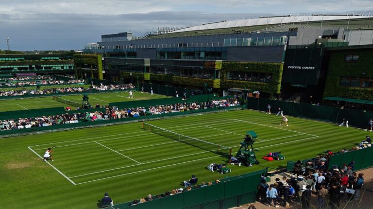 Wimbledon cancela diez partidos debido al clima