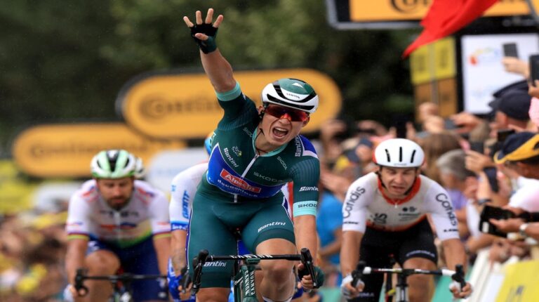 Philipsen continúa brillando en las etapas de velocidad del Tour