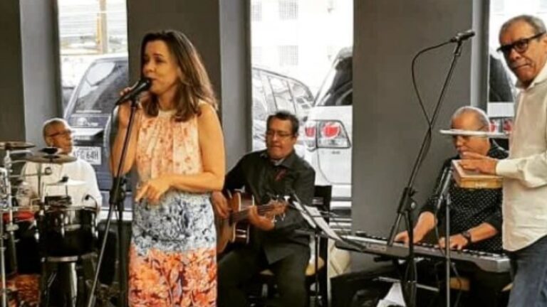 Mariana Cerrano presentará este jueves «Canciones que marcaron el siglo XX»