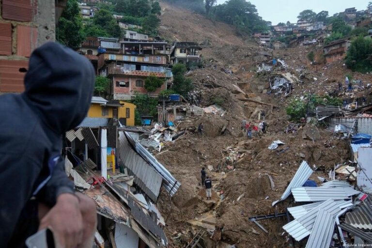 Más de 20 mil desalojados por las lluvias en Brasil