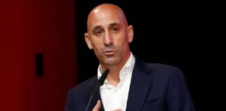 Luis Rubiales, hasta hora presidente de la Real Federación Española de Fútbol (RFEF) y renunció a su cargo este domingo.